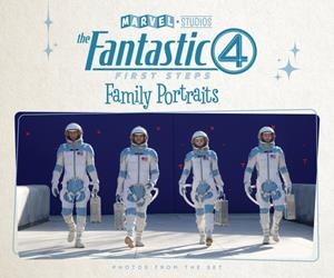 MARVEL STUDIOS: THE FANTASTIC FOUR FIRST STEPS (FAMILY PORTRAITS) [CARTONE] | Akira Comics  - libreria donde comprar comics, juegos y libros online