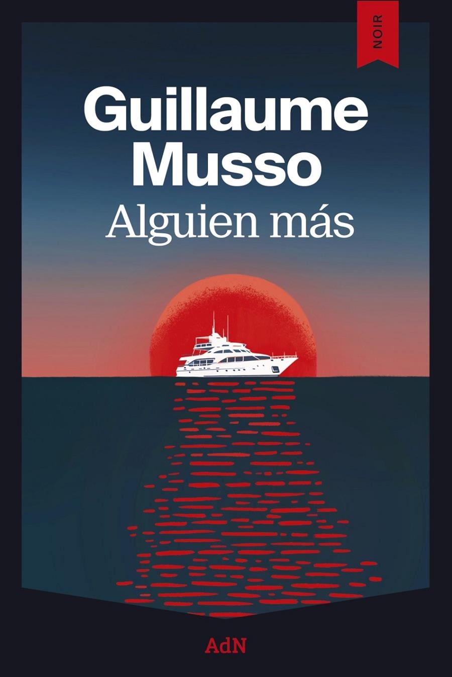 ALGUIEN MAS [RUSTICA] | MUSSO, GUILLAUME | Akira Comics  - libreria donde comprar comics, juegos y libros online