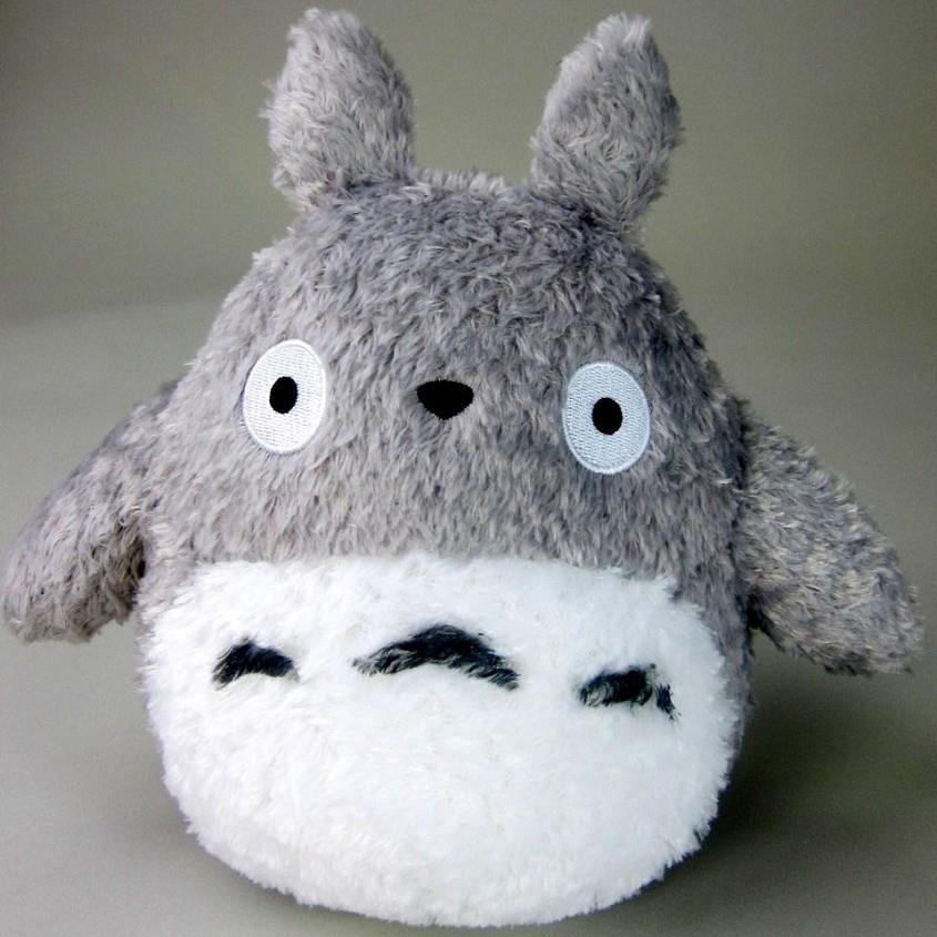 MI VECINO TOTORO: PELUCHE TOTORO GRIS (TAMAÑO MEDIANO 22 CMS DE ALTURA) | Akira Comics  - libreria donde comprar comics, juegos y libros online