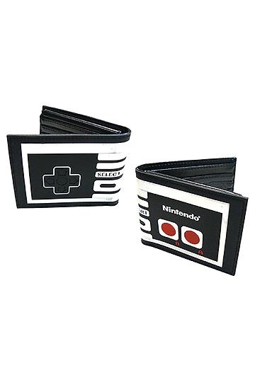 CARTERA: ESTILO BILLETERA MANDO NINTENDO (COLOR NEGRO) | Akira Comics  - libreria donde comprar comics, juegos y libros online