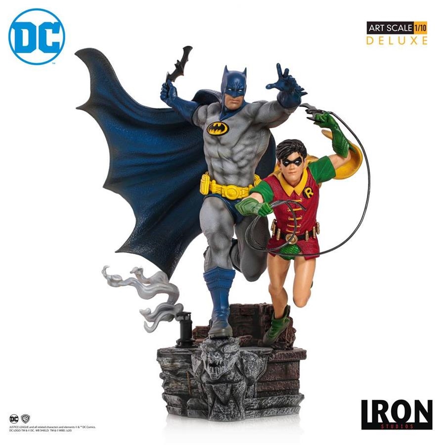 DC COMICS: ESTATUA BATMAN & ROBIN BY IVAN REIS 1/10 DELUXE ART SCALE  25 CM [CAJA] | Akira Comics  - libreria donde comprar comics, juegos y libros online